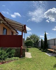 Приватна садиба «Dream house»